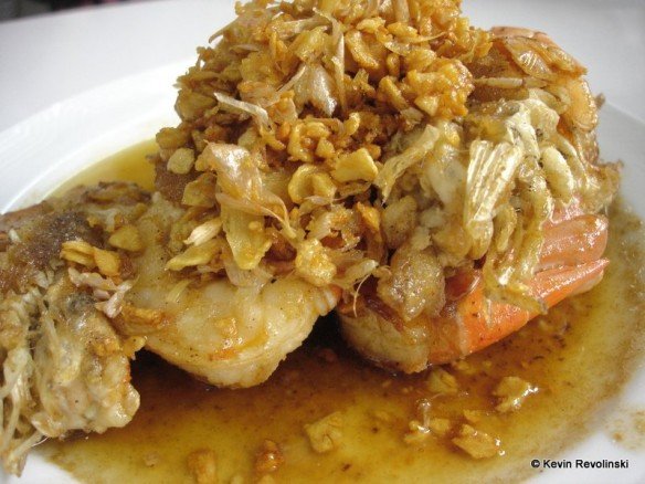 กุ้งทอดกระเทียมพริกไทย Fried Shrimp with garlic and pepper 
