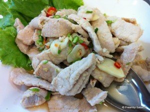 หมูมะนาว Pork with garlic, lime, and chilli