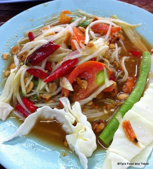 Somtum (Thai spicy salad)